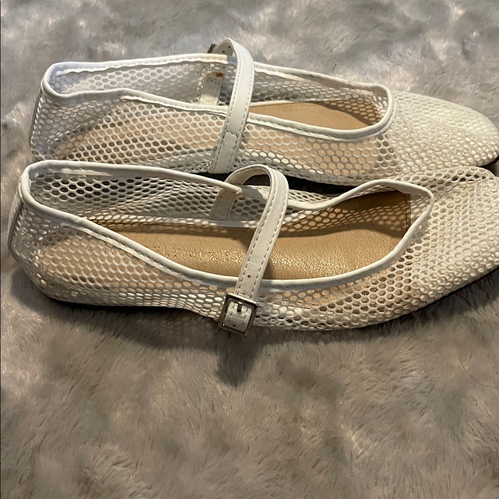 Sincerely Jules white Fishnet Mesh Mary Jane Ballet Flats Size 7 - Picture 5 of 6